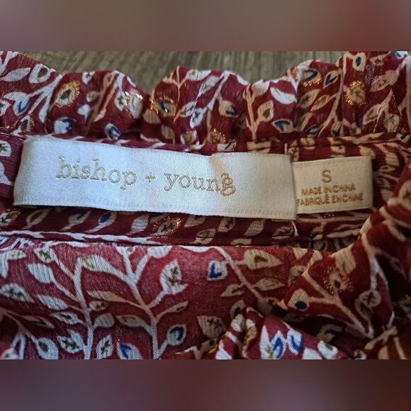 NEW BISHOP + YOUNG women's Thea Ruffle Blouse Lotus Lurex Print Small - Picture 2 of 8